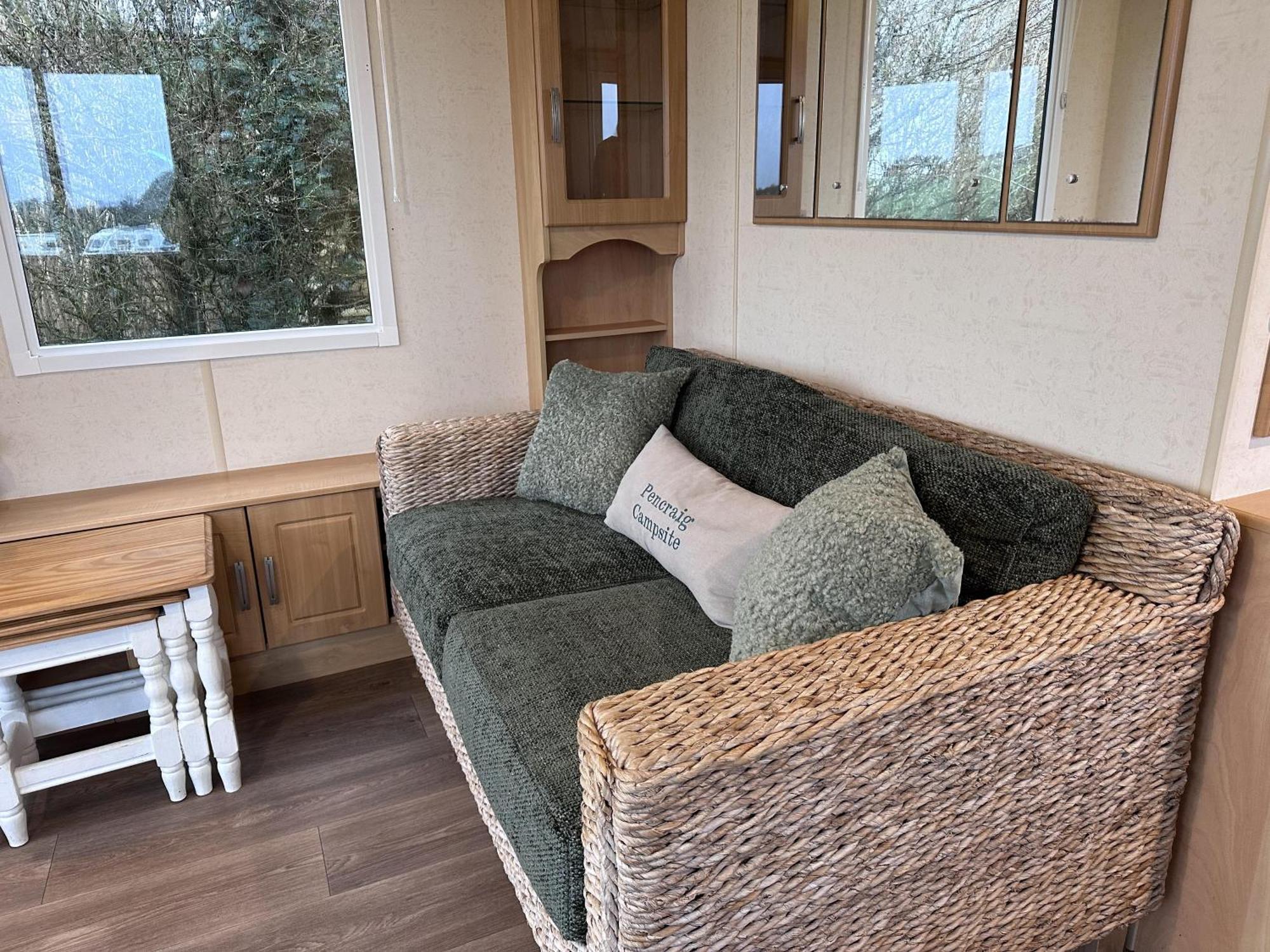 Captivating 2-Bed Static Caravan In Holyhead Llanfachraeth Zewnętrze zdjęcie